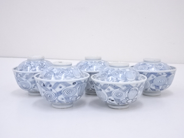 ANTIQUE JAPANESE IMARI / MEIJI ERA / LIDDED TEA BOWL SET OF 5 / BLUE & WHITE PORCELAIN